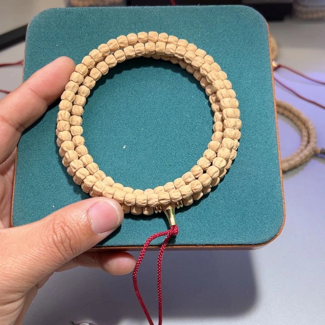 柏香籽/百香籽吊坠一****?