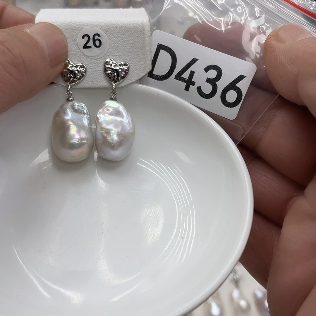 淡水珍珠颈饰银S925镶嵌不***?