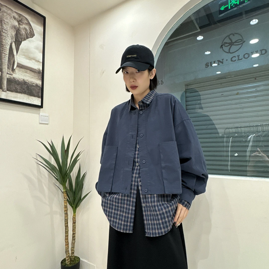 遇见.秋季新款灰蓝两色短款方兜长袖小外套