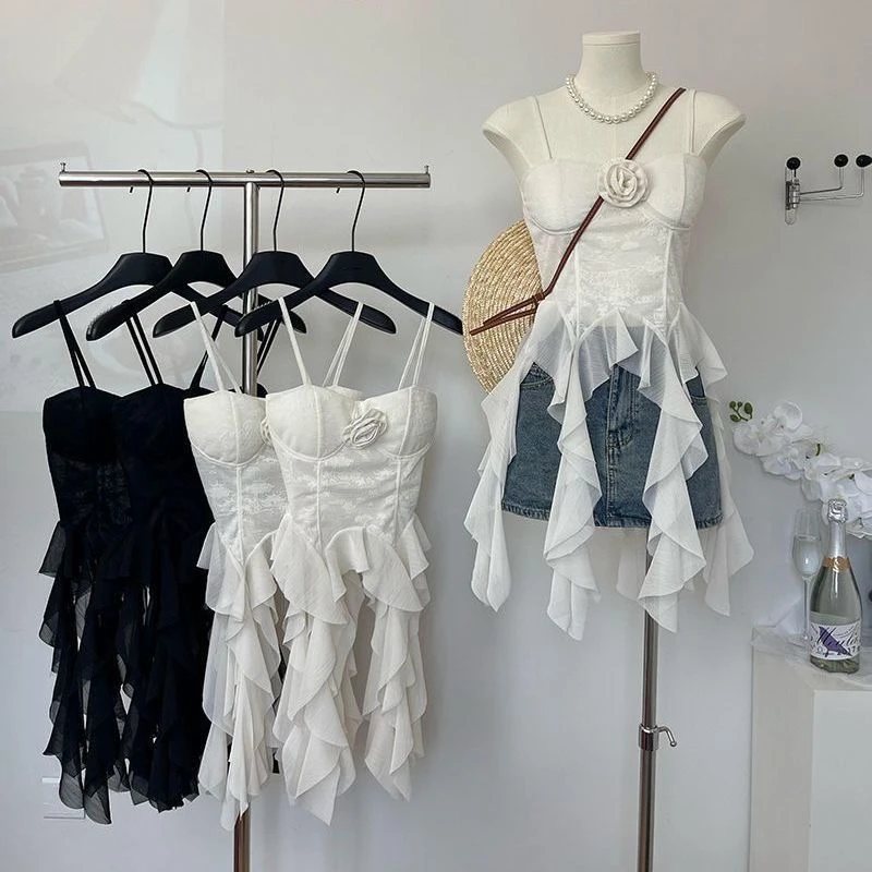 带胸垫吊带背心女设计感修身百搭辣妹上衣法式仙女不规则气质通勤