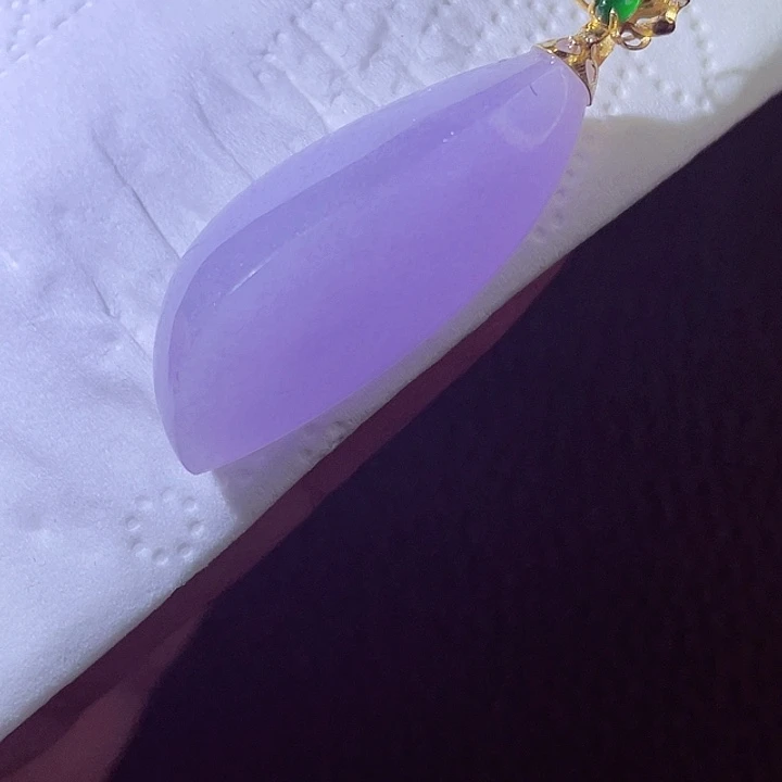 颈饰18K金镶嵌翡翠翡翠