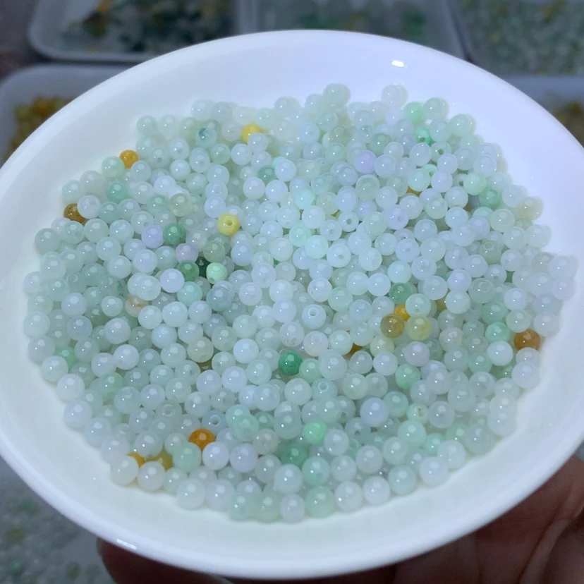 【闪购商品】翡翠手链未镶嵌卡3.8冰绿白100颗