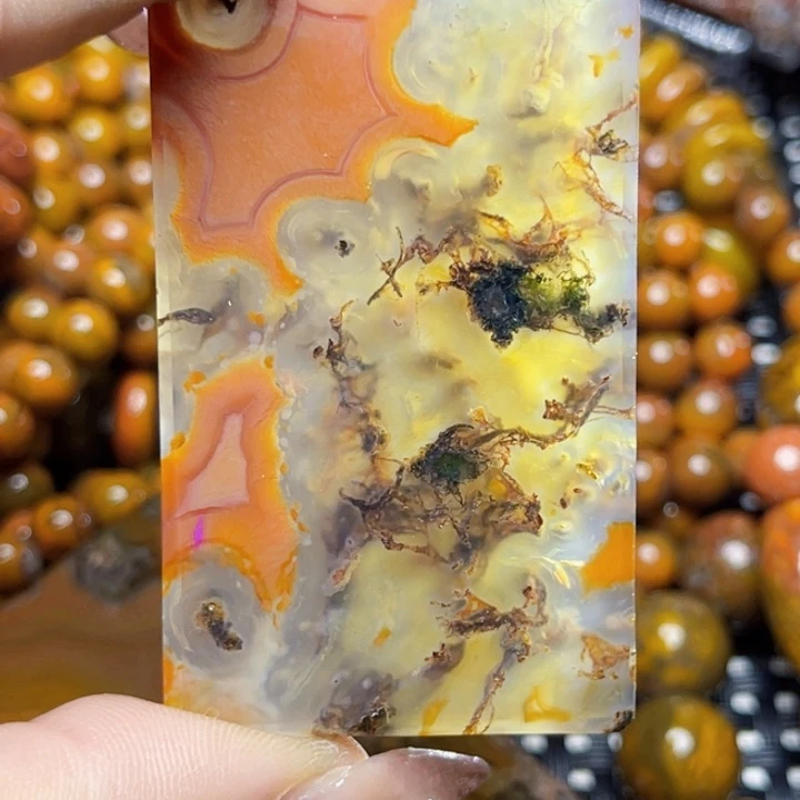 玛瑙/玉髓颈饰未镶嵌翟****心