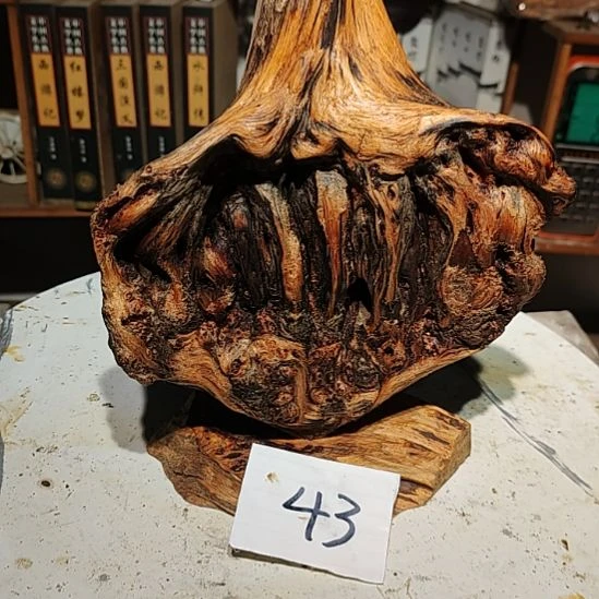 能***屋泥塑43北沉香琥珀木天然造型山水摆件