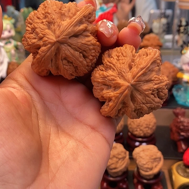 吊坠文玩核桃50大粗筋