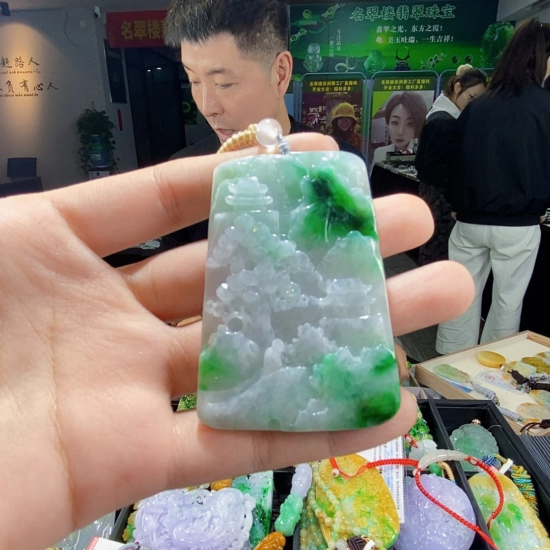 颈饰未镶嵌翡翠翡翠