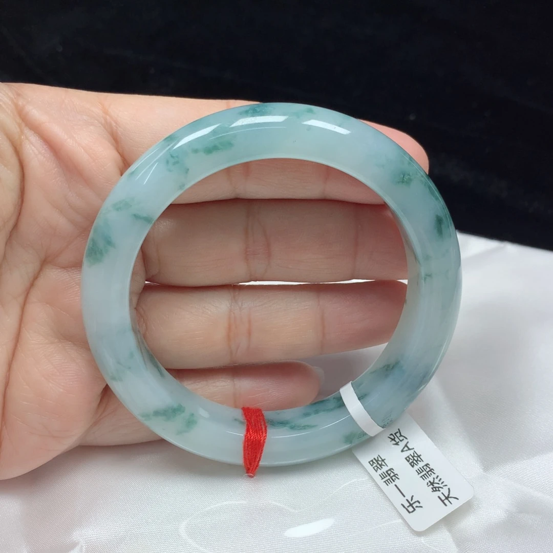 翡翠手镯未镶嵌正圈58