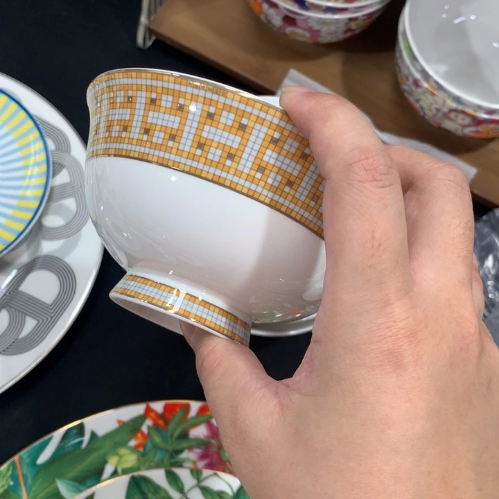 瓷片看清啊是小茶杯小茶杯