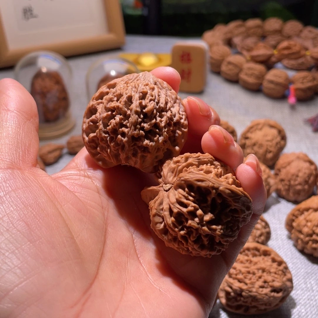 桃核把件爱****虎全品满天星