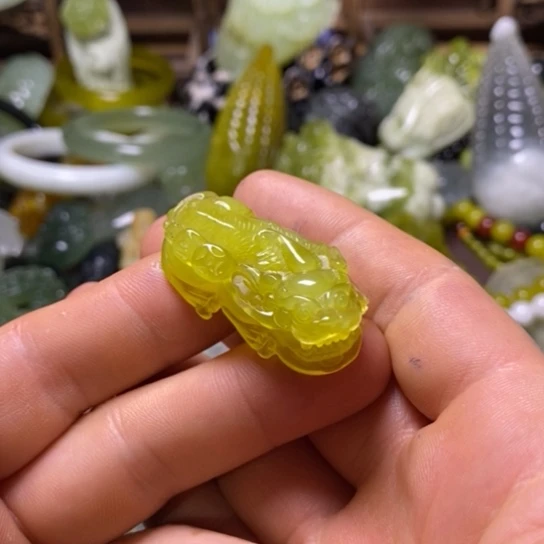 岫玉未镶嵌岫玉颈饰