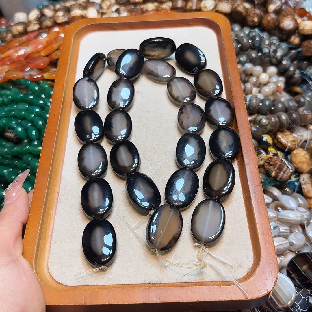 玛瑙/玉髓未镶嵌珠宝半成品黑玛瑙椭圆一条
