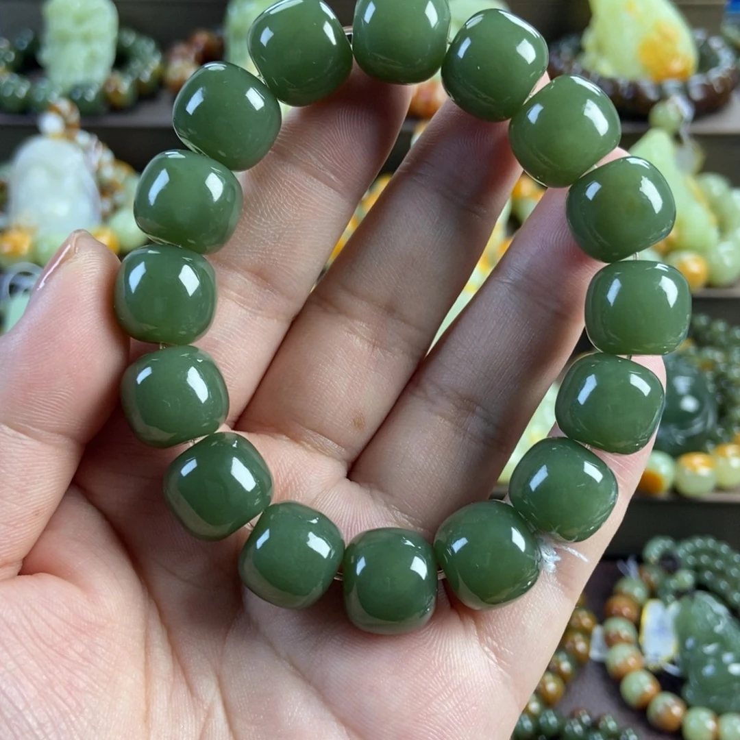 透闪石质玉未镶嵌手串
