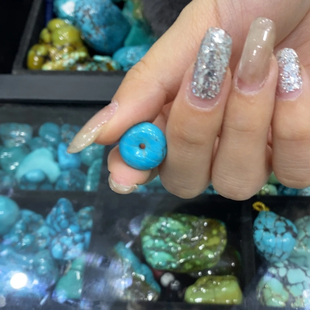 高瓷精品玉化蓝配饰c