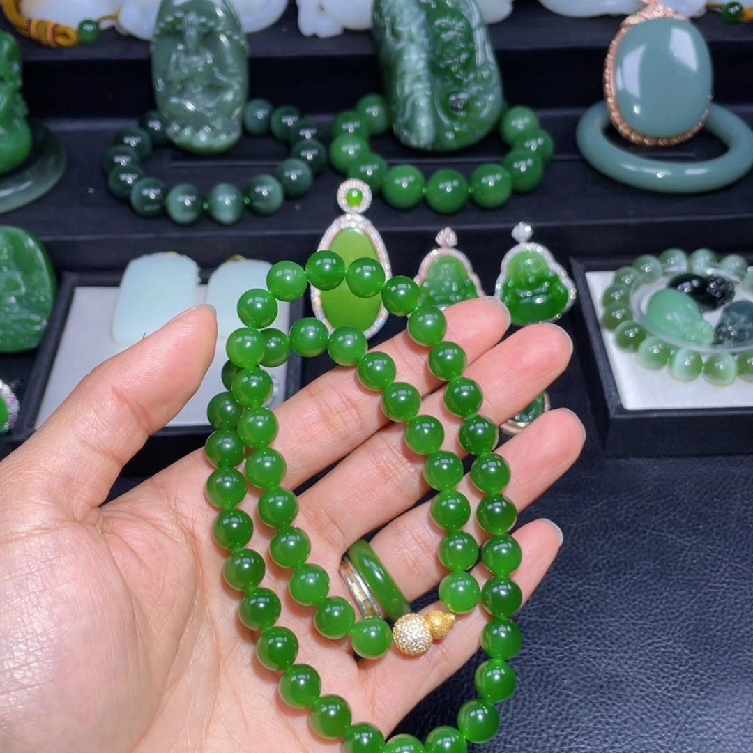 承***霄和田玉未镶嵌挂件