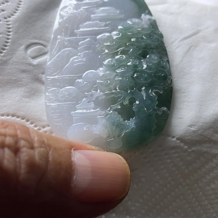 翡翠未镶嵌吊坠(不含链)缅甸A货翡翠