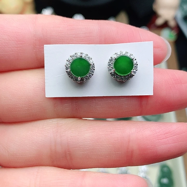 颈饰未镶嵌翡翠吊坠