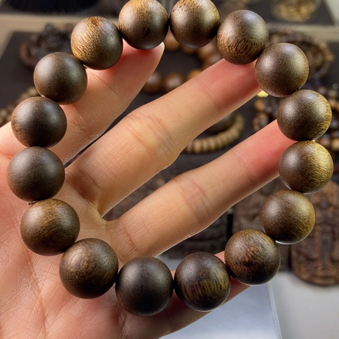 手串沉香沱****牛越南芽庄白