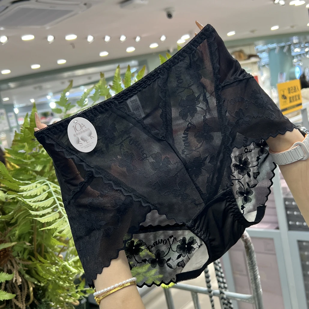 理想的爱～法式纯欲风蕾丝中高腰透气亲肤舒适包臀女士三角内裤