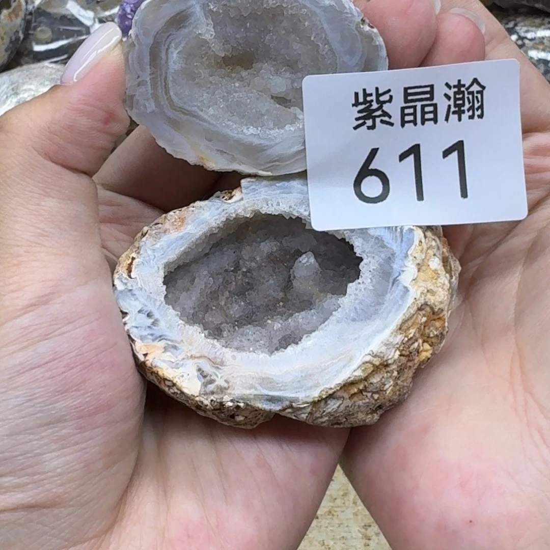 未镶嵌水晶大型摆件（非配饰）