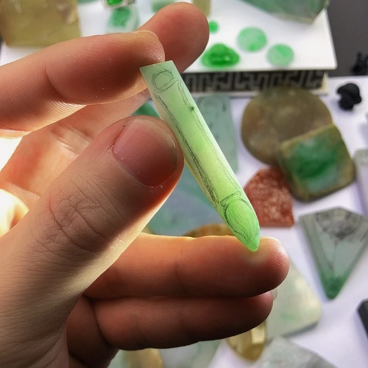 定制翡翠未镶嵌包工