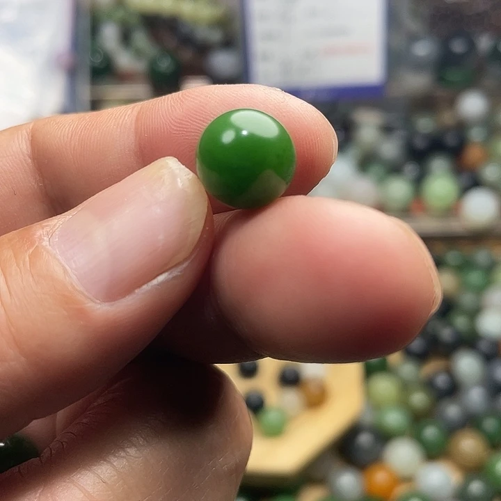 未镶嵌和田玉手链草**丁