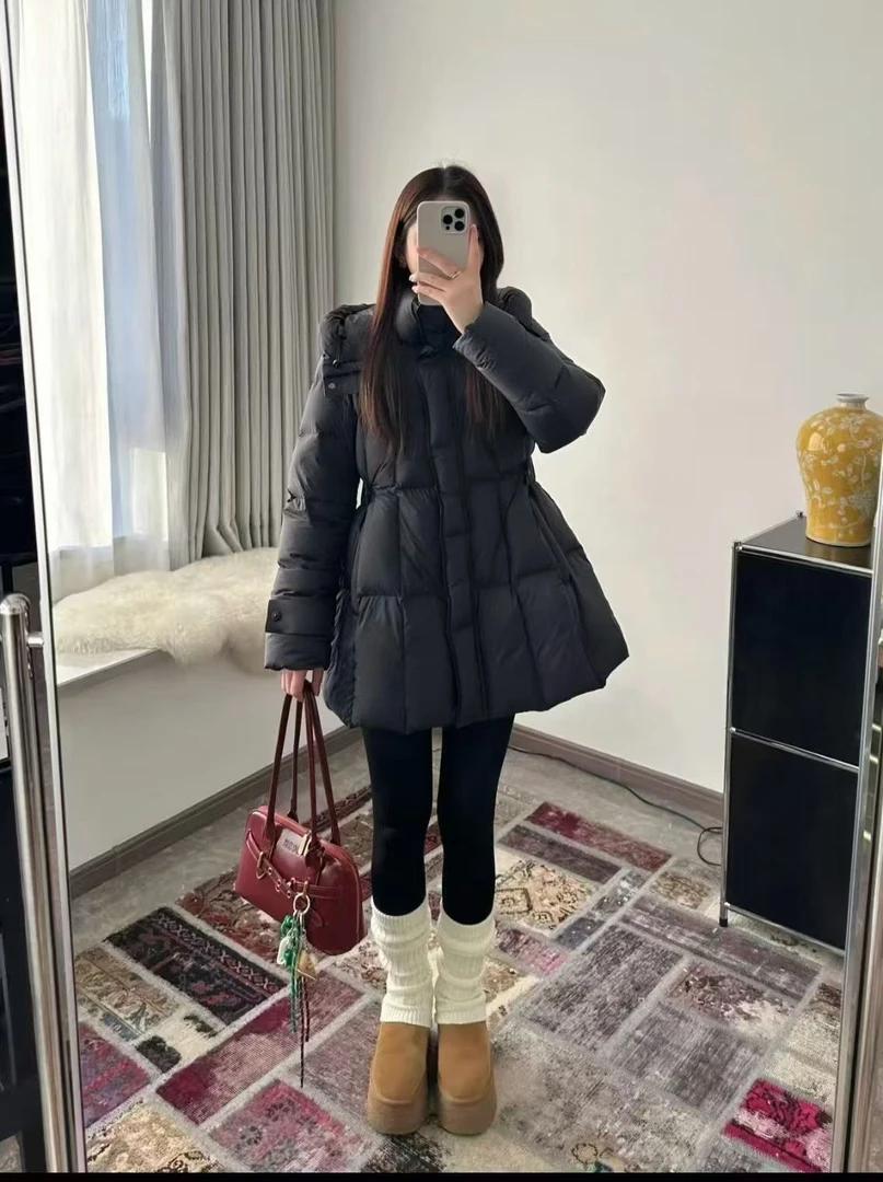 【在逃公主羽绒服】女士中长款高端定制时尚海外版经典羽绒服