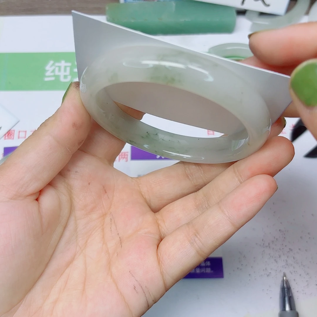 石英质玉手镯未镶嵌192/6261