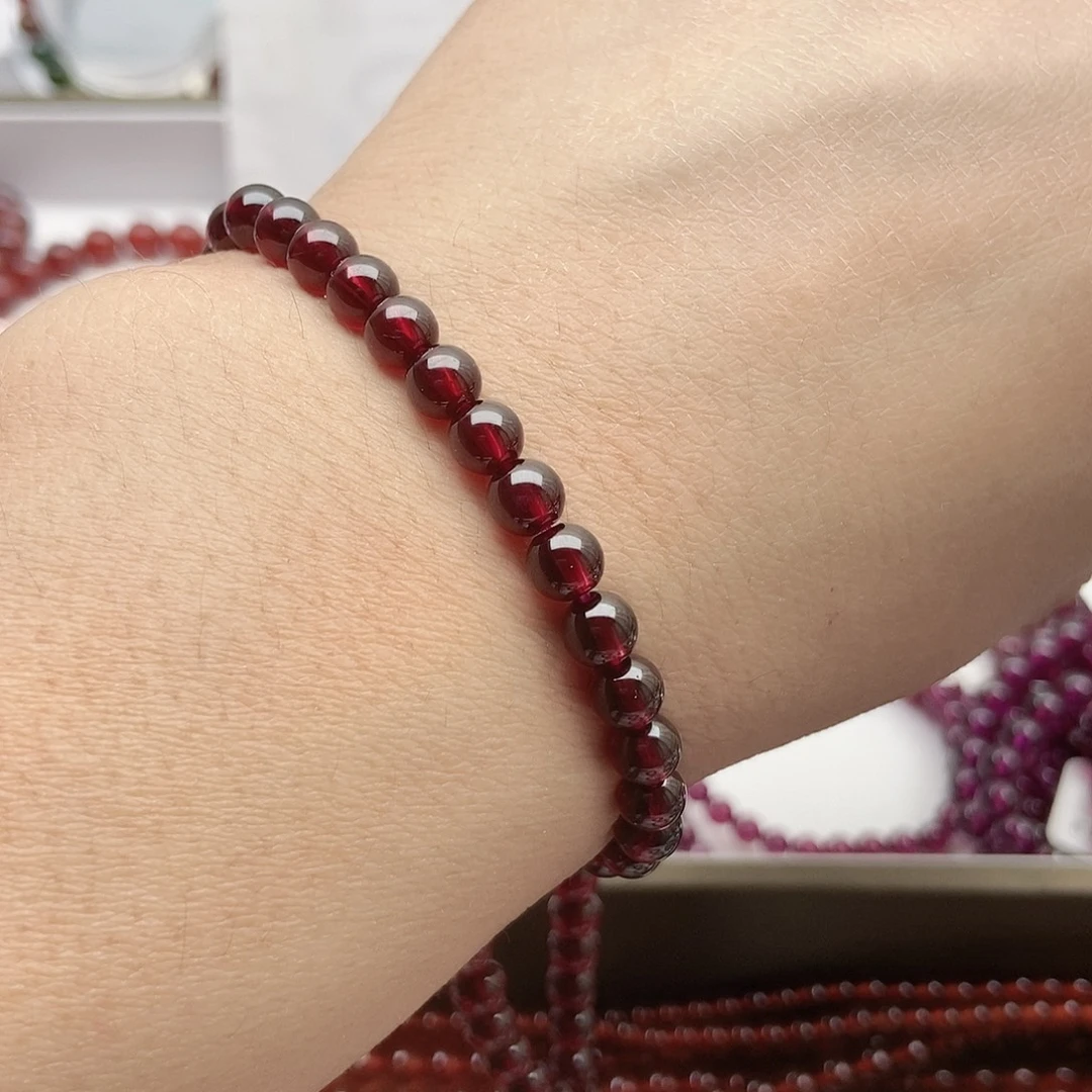 手链石榴石未镶嵌5.6