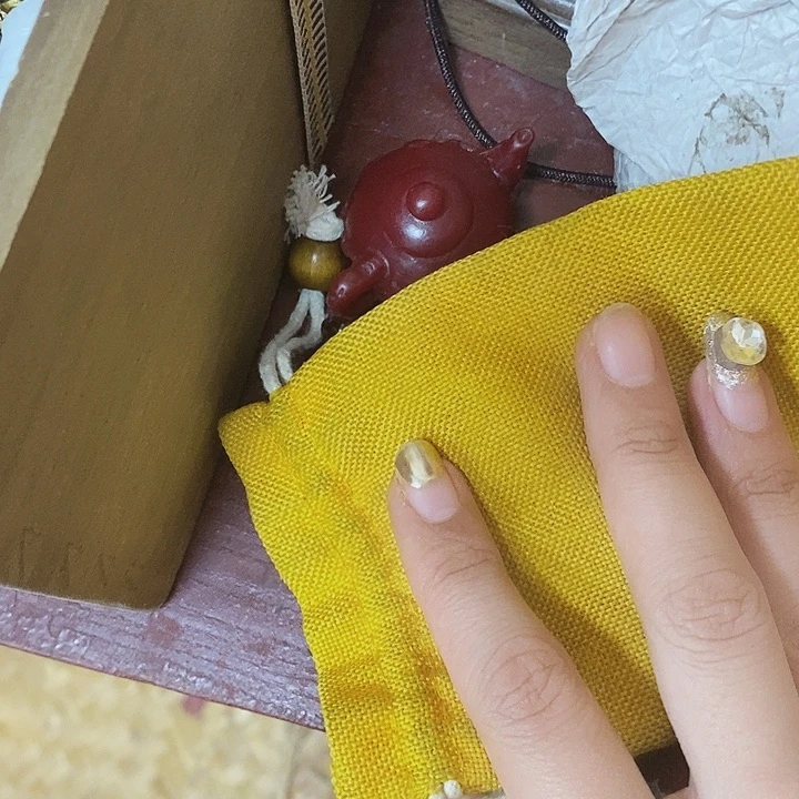 织绣哈哈哈哈哈哈！哈哈哈哈