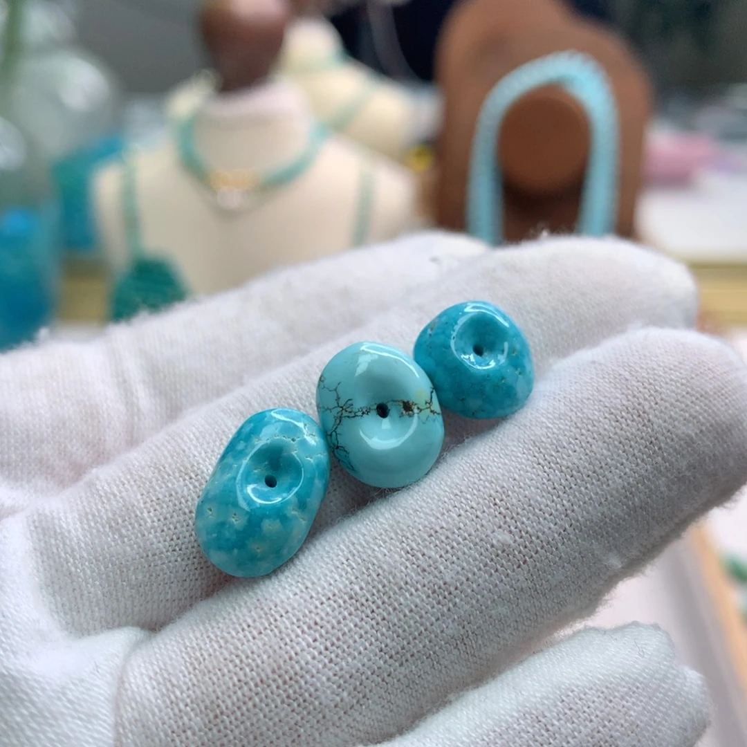 绿松石未镶嵌饰品