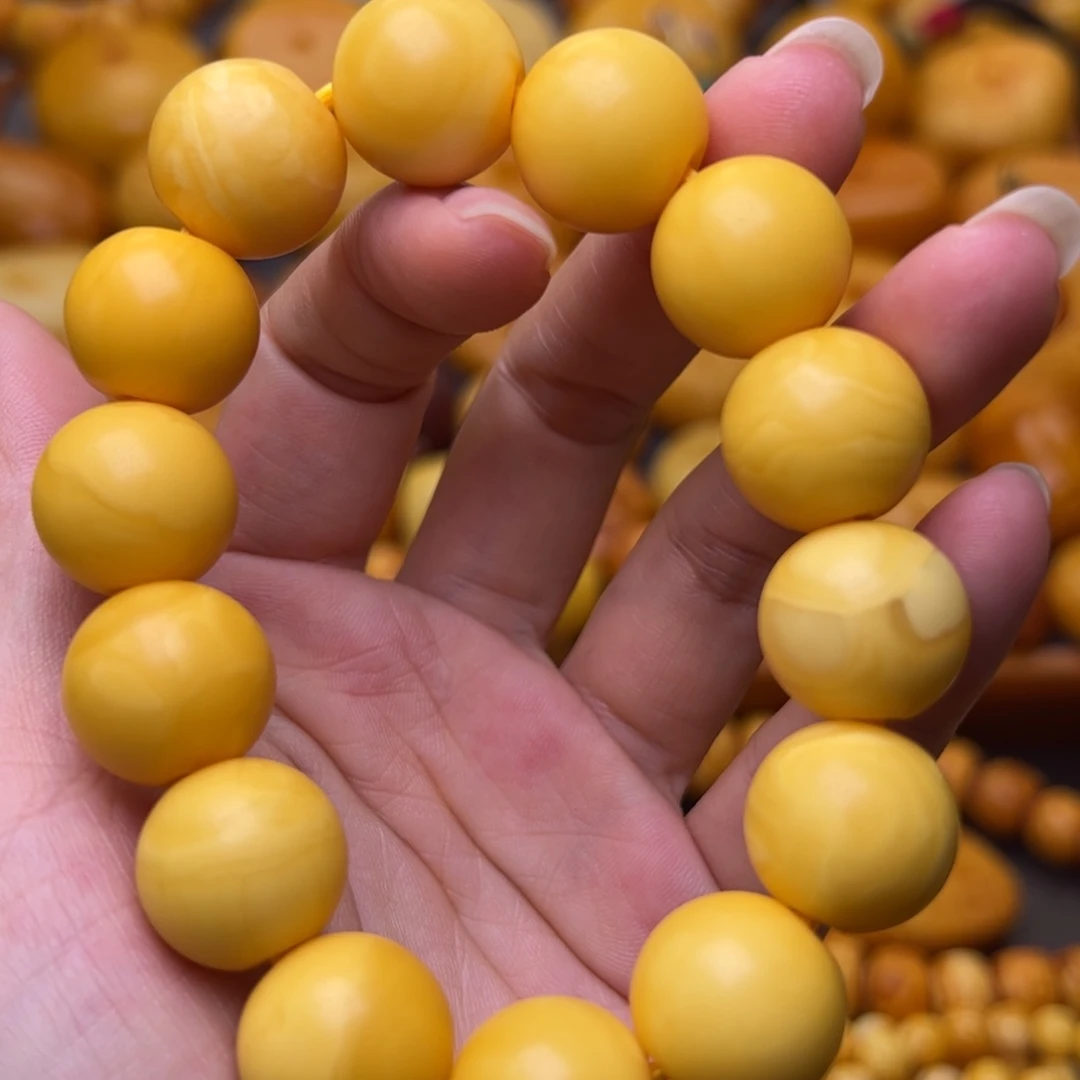 琥珀未镶嵌珠宝奇石16