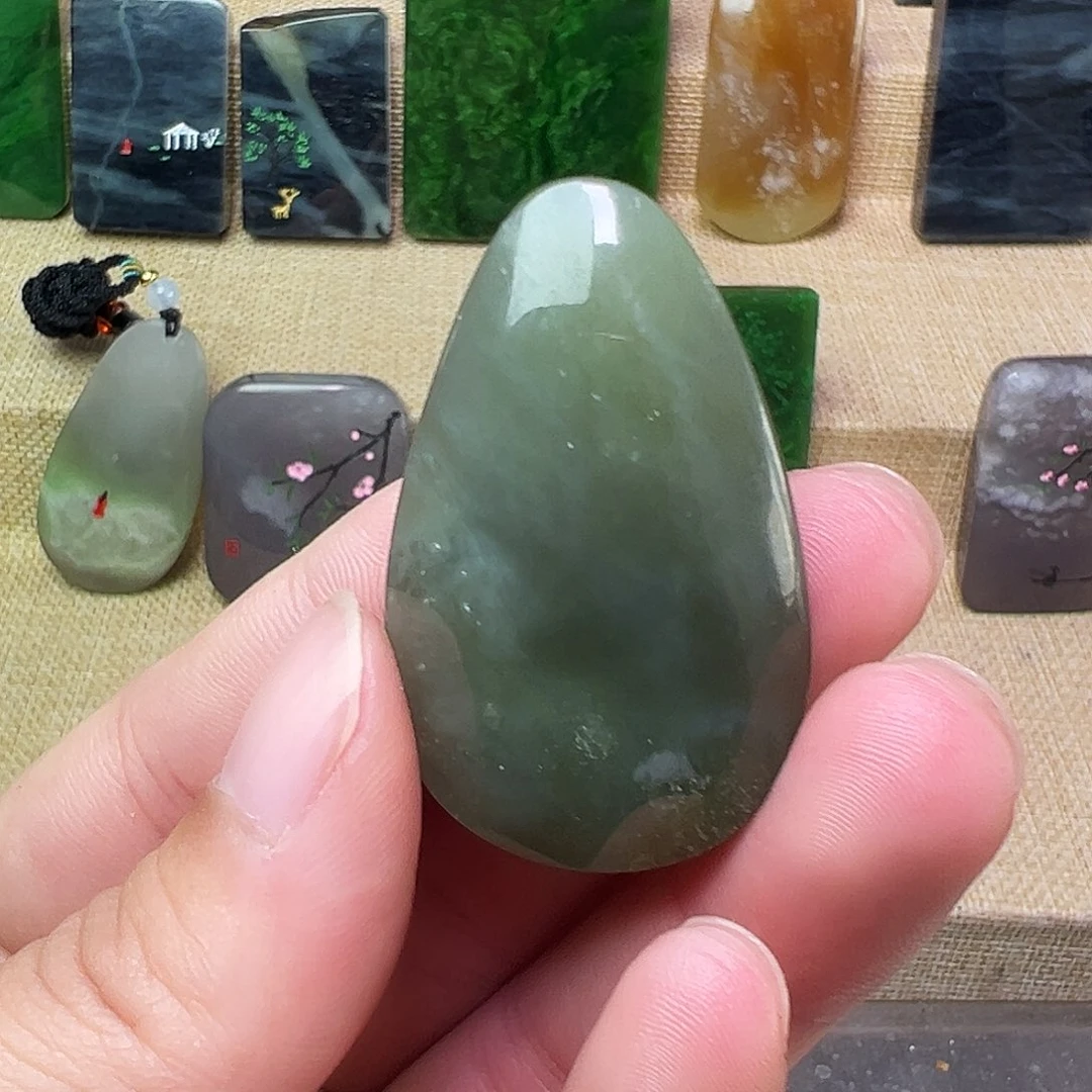 独山玉珠宝半成品未镶嵌