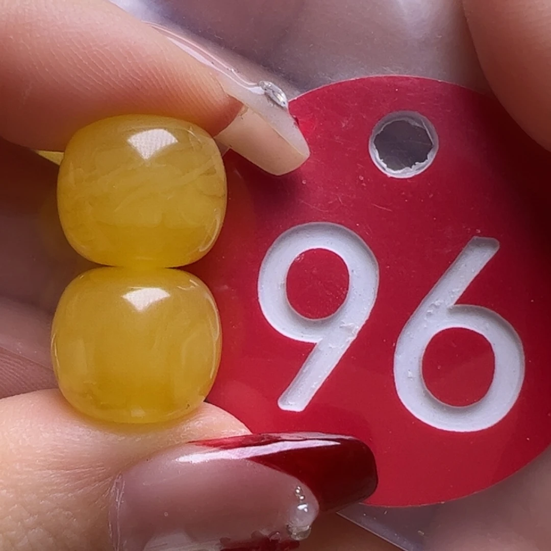 蜜蜡未镶嵌珠宝奇石诚****君12.2mm老型