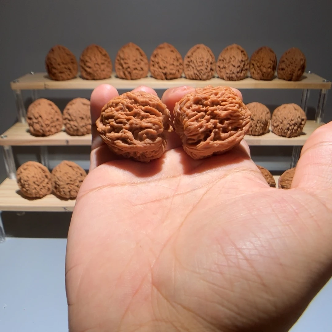 文玩核桃把件36尺全品拉丝留疤木塞底涿鹿南疆石