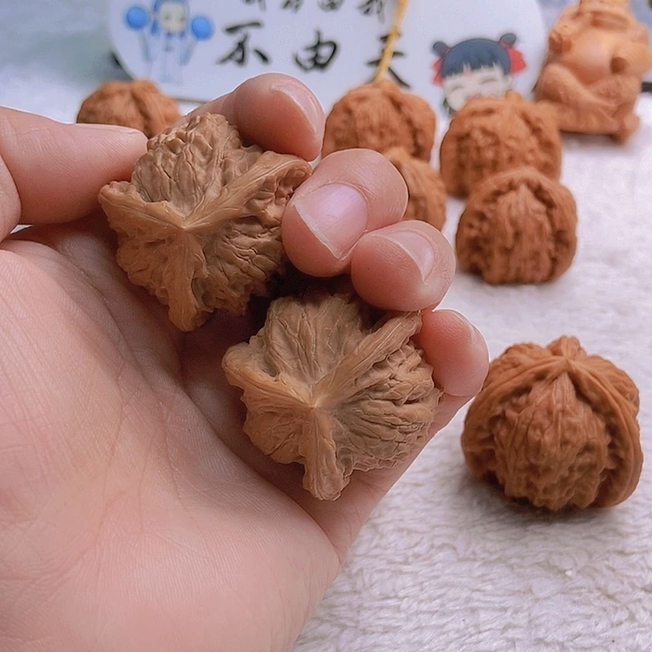 吊坠文玩核桃喝***嘴三棱