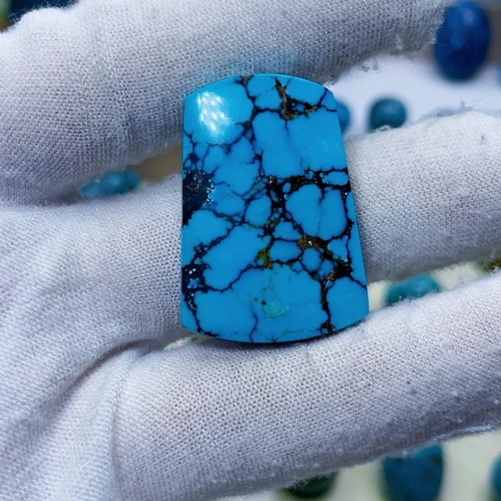 绿松石未镶嵌饰品