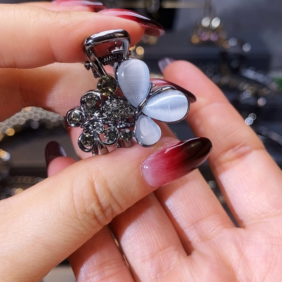 合成立方氧化锆铁合金