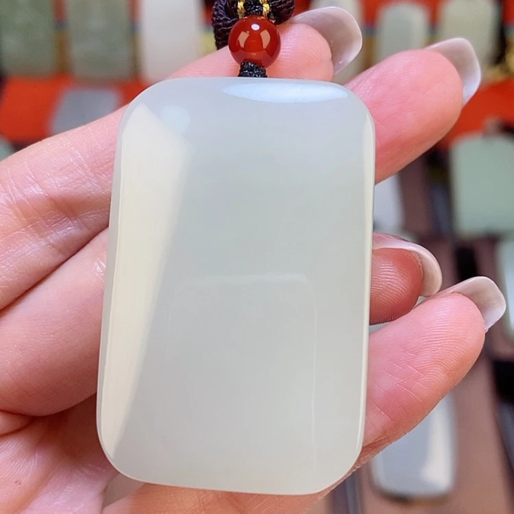 【闪购商品】颈饰未镶嵌和田玉