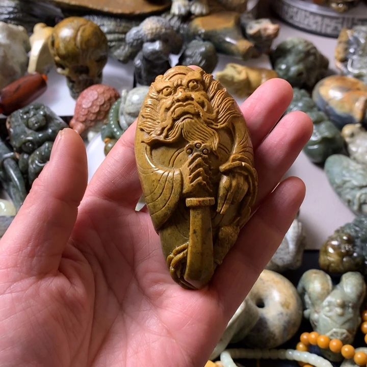 岫岩河磨玉（透闪石质玉）手链未镶嵌