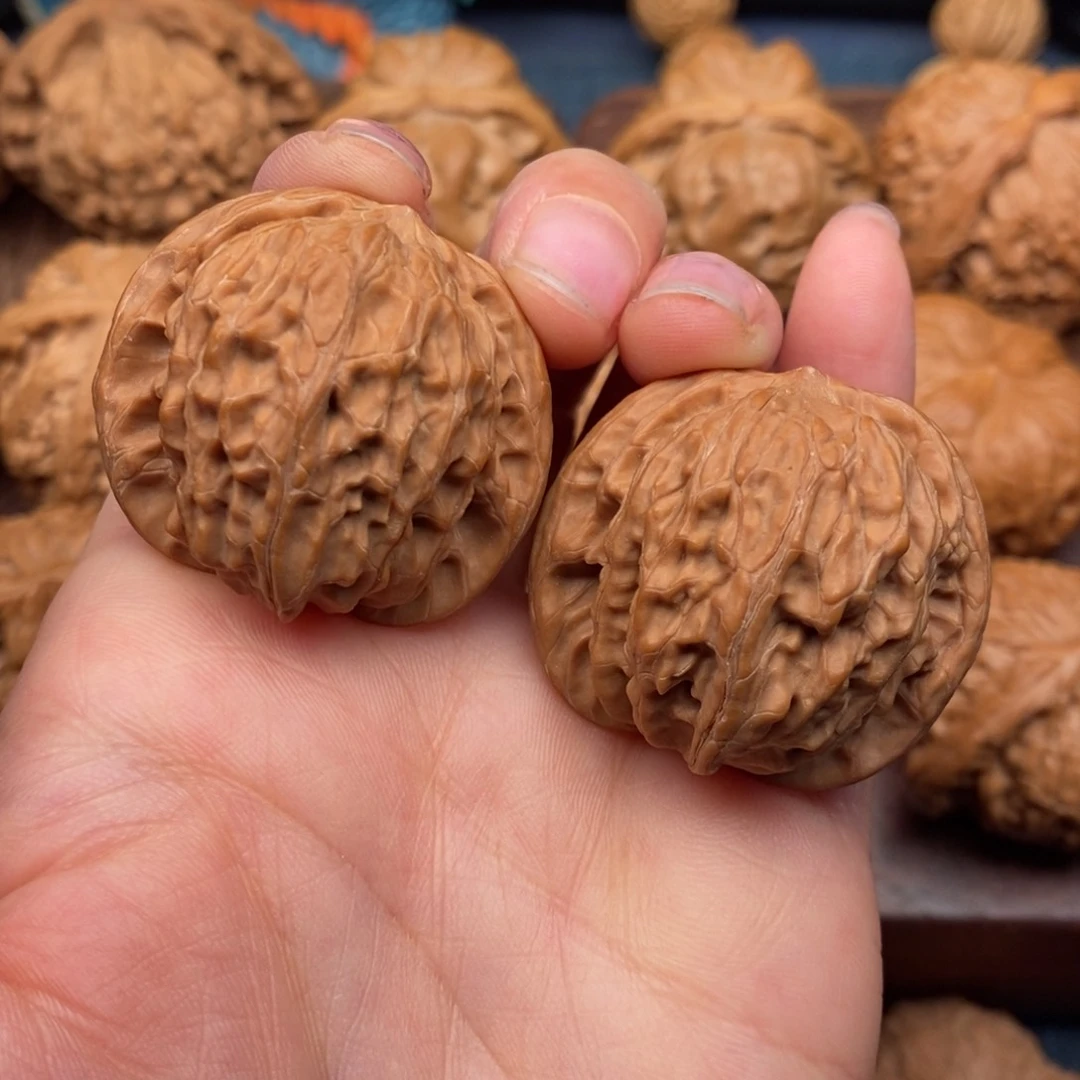 文玩核桃把件36全品，山地磨