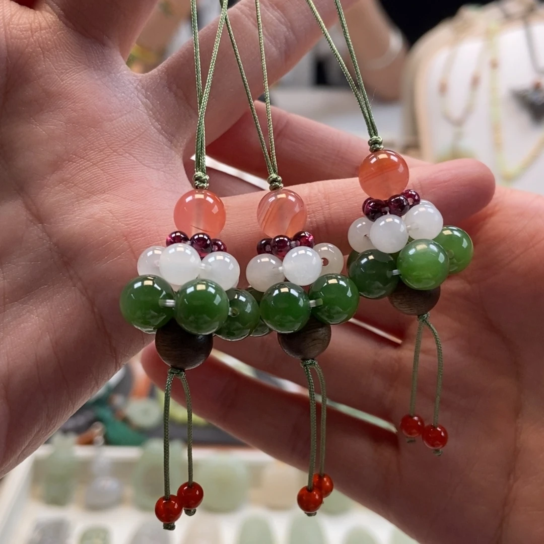 和田玉未镶嵌手机链多样性发其一件