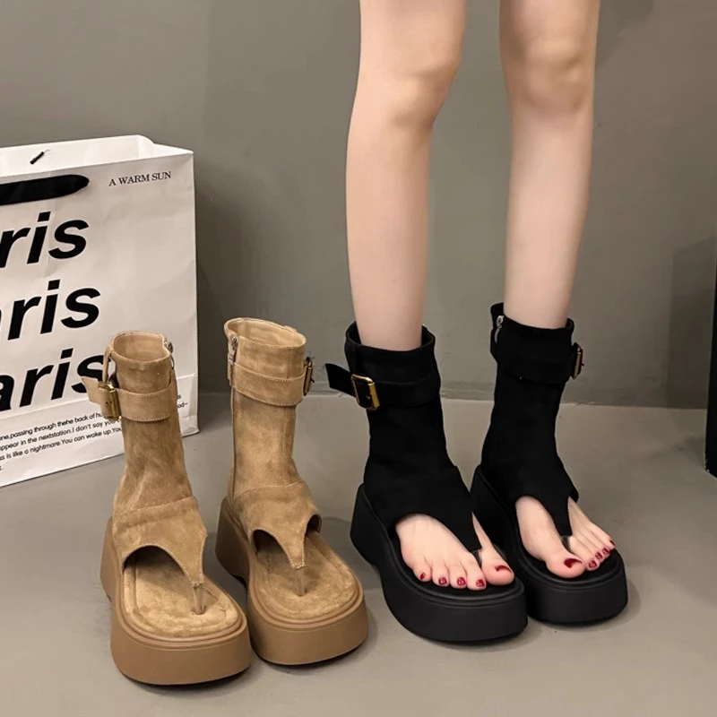 凉鞋女款2025新款夏季女鞋超火厚底增高小众绝美短筒夹趾罗马凉靴