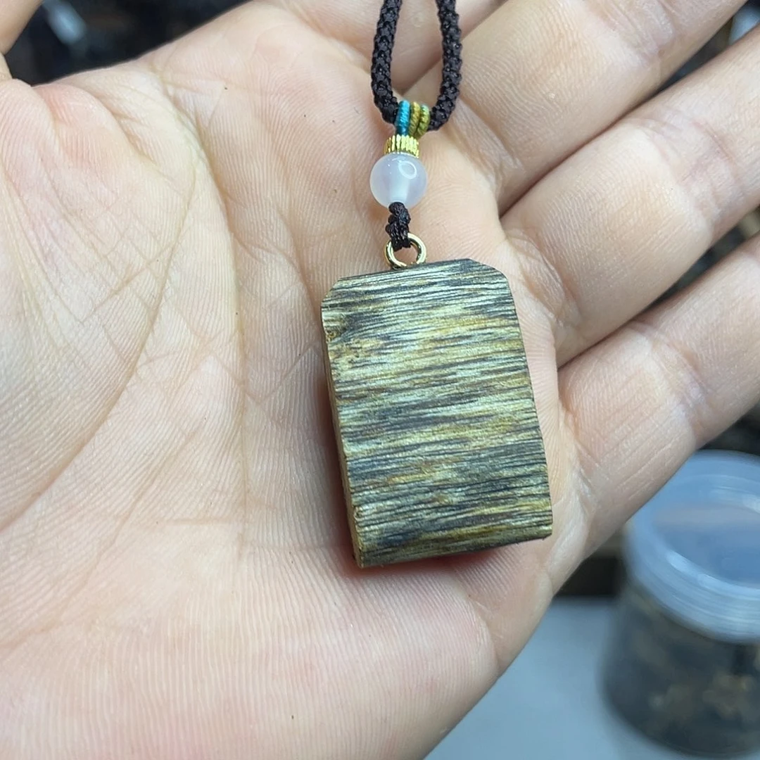 沉香碎屑沉香奇楠横纹老料花香韵