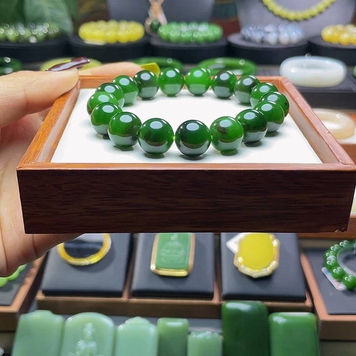 和田玉红皮手串未镶嵌