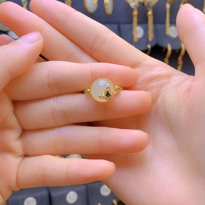 和田玉戒指银S925镀金镶嵌