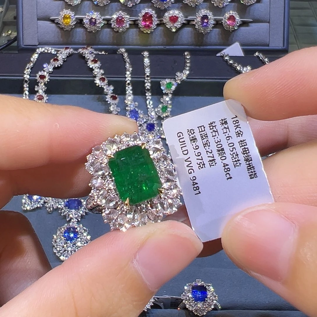 戒指18K金镶嵌祖母绿