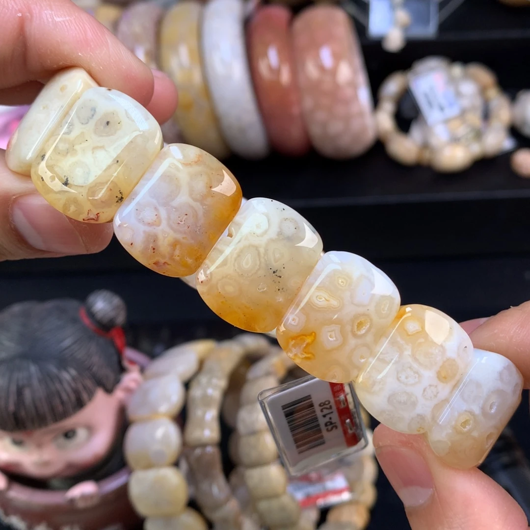 硅化珊瑚（珊瑚玉）未镶嵌颈饰58号金糖共生