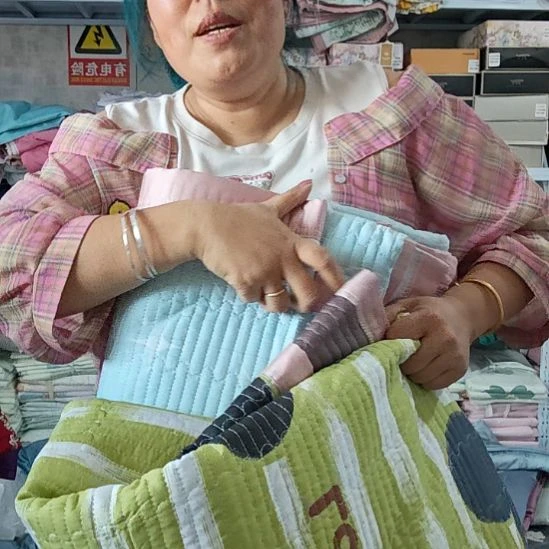 棉高端双人单床盖，尺寸2米4，颜色。