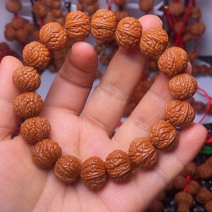 桃核吊坠龙纹桃枭