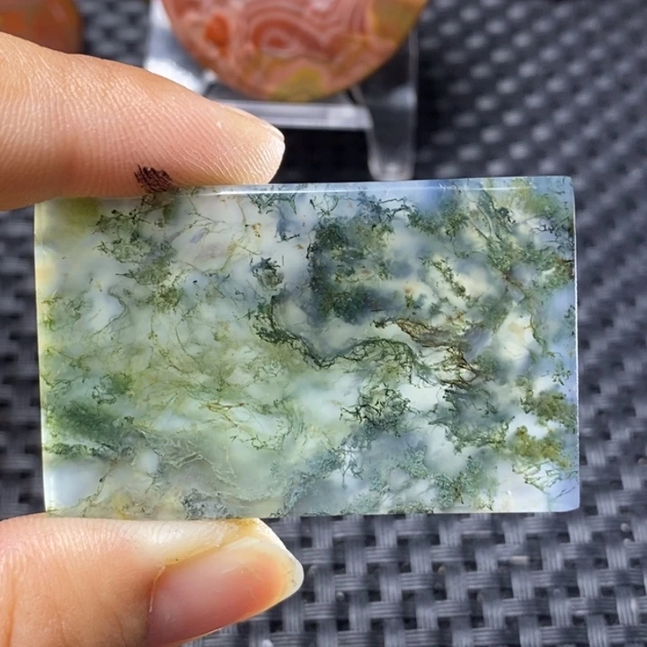 玛瑙/玉髓颈饰未镶嵌草*